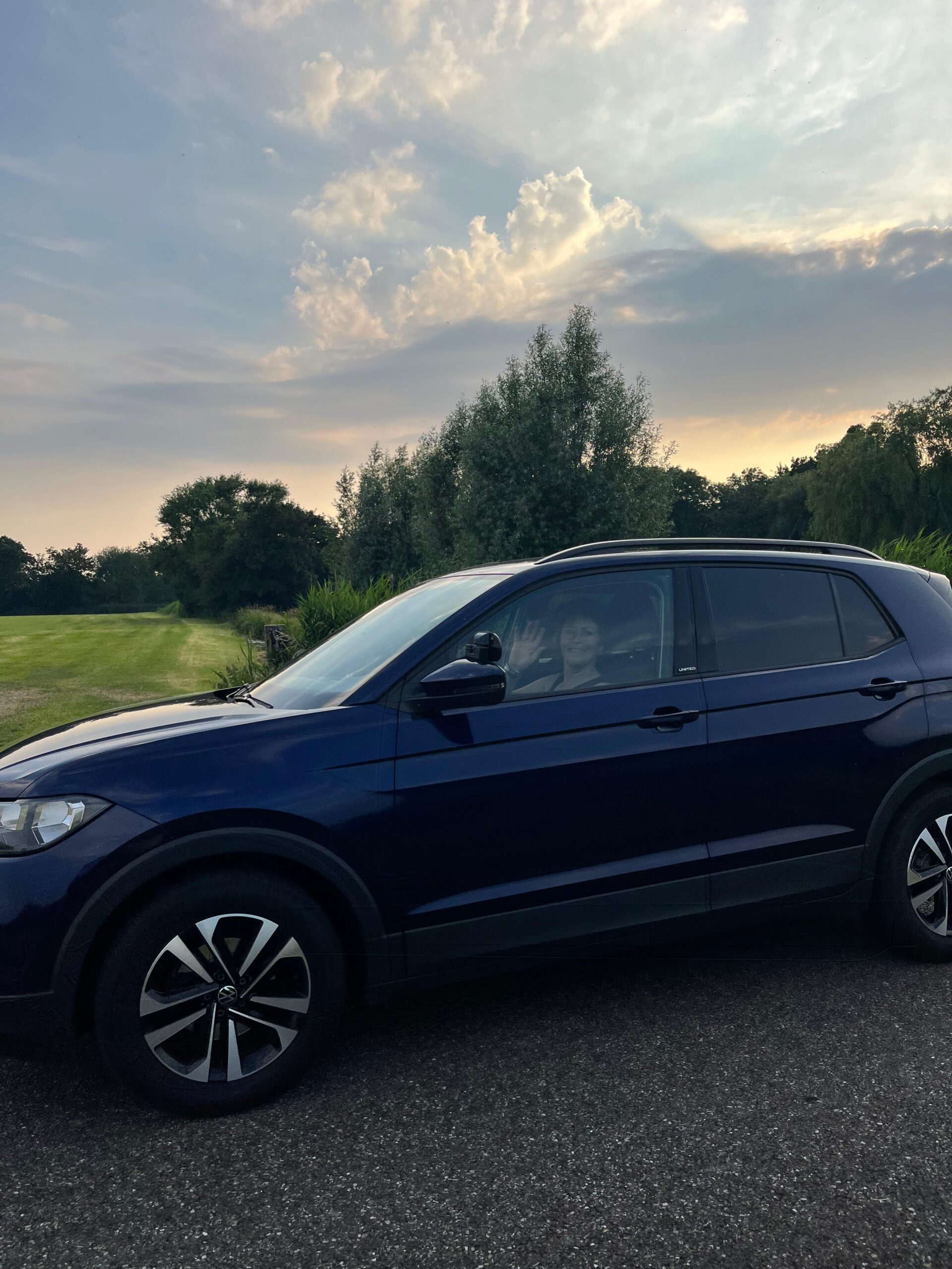 Autorijschool Thea Zwaan rijlesauto 3